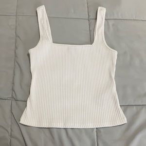 White guess crop top